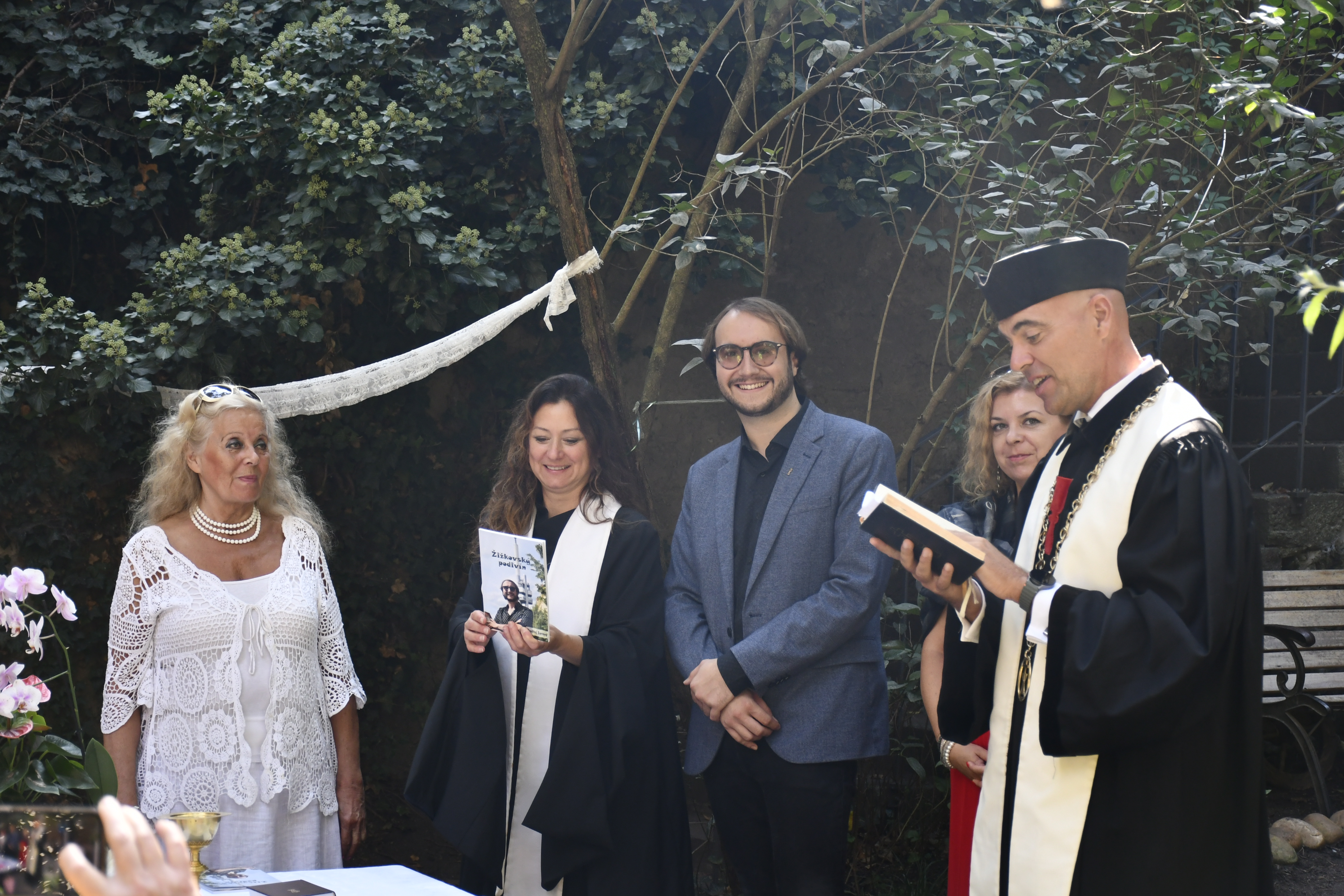 Uvedení v život knihy Žižkovský podivín